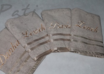 Haft na ręcznikach.